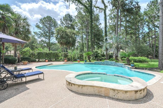 35823 Post Oak Circle, Magnolia, TX 77355