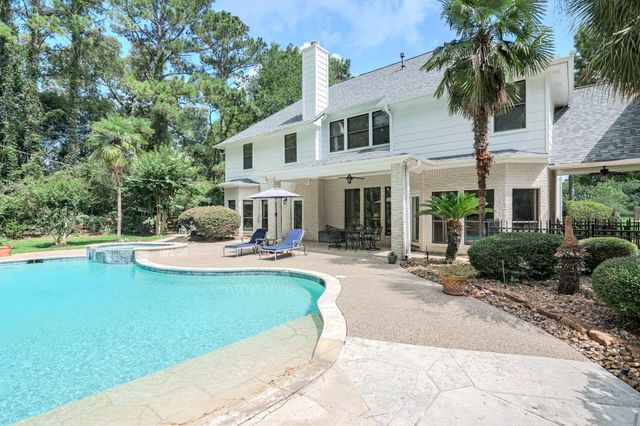 35823 Post Oak Circle, Magnolia, TX 77355