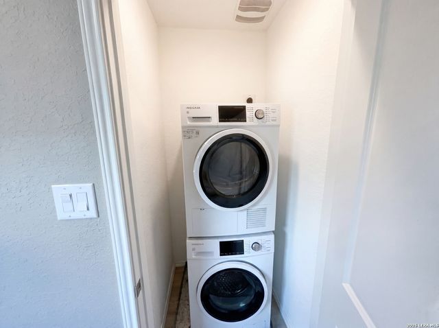 7610 Aston Cross, San Antonio, TX 78253