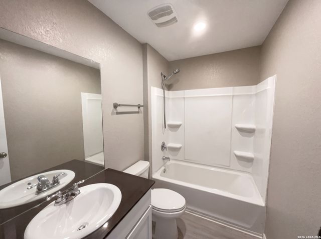 7610 Aston Cross, San Antonio, TX 78253