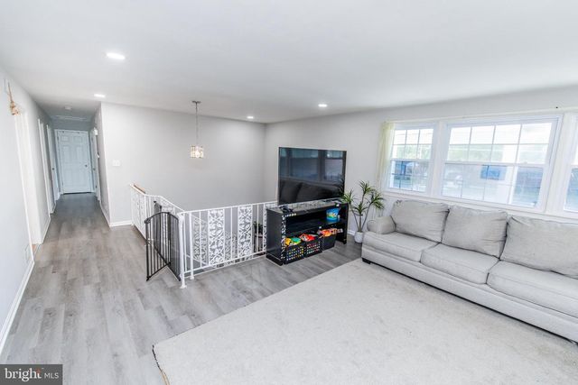 8304 ALLENTOWN RD, Fort Washington, MD 20744