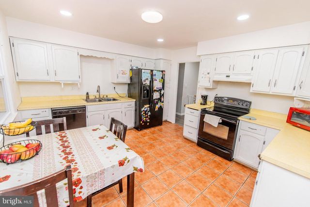 8304 ALLENTOWN RD, Fort Washington, MD 20744