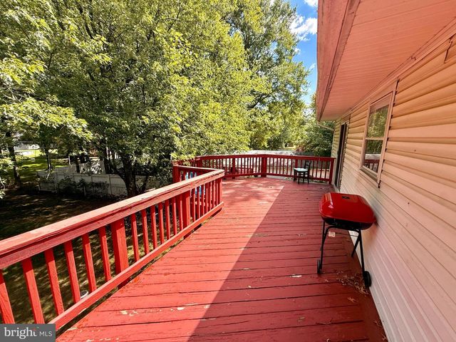 8304 ALLENTOWN RD, Fort Washington, MD 20744