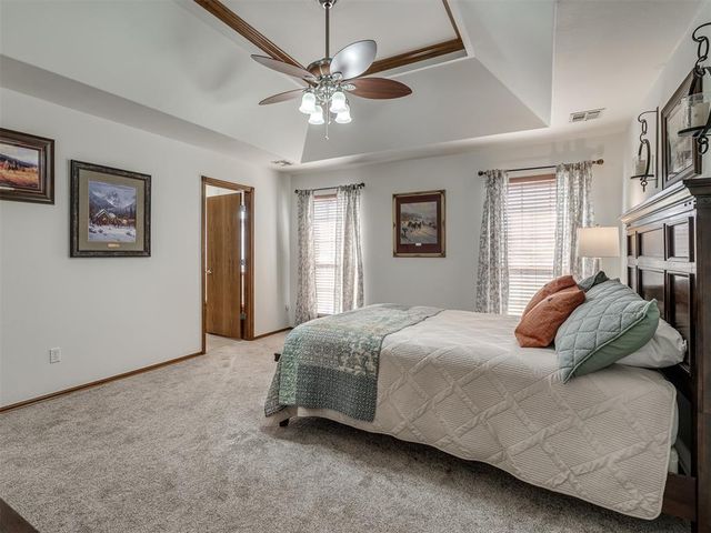 1724 Oakmont Drive, Blanchard, OK 73010