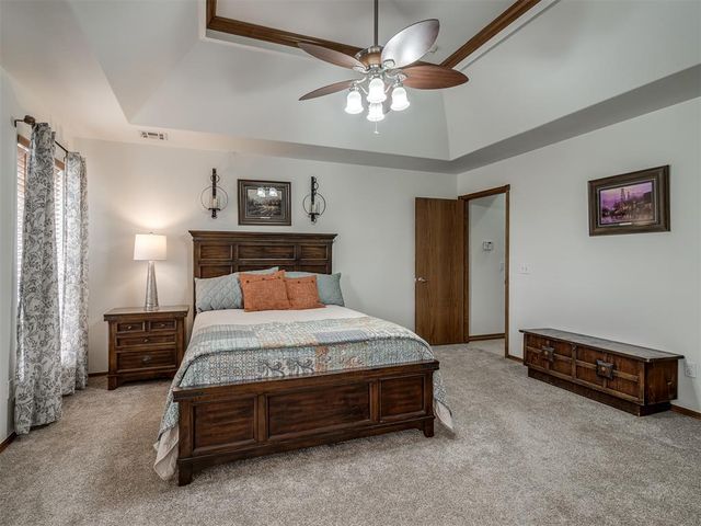 1724 Oakmont Drive, Blanchard, OK 73010