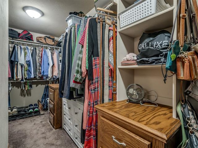 1724 Oakmont Drive, Blanchard, OK 73010