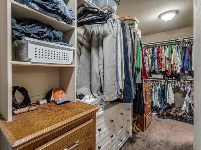 1724 Oakmont Drive, Blanchard, OK 73010