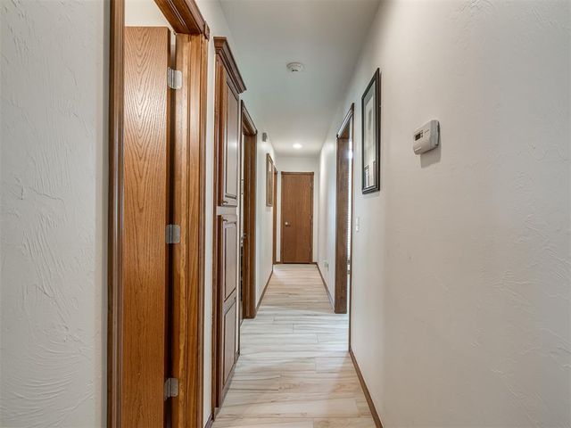 1724 Oakmont Drive, Blanchard, OK 73010