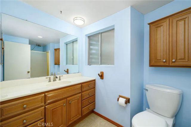 25122 Champlain, Laguna Hills, CA 92653