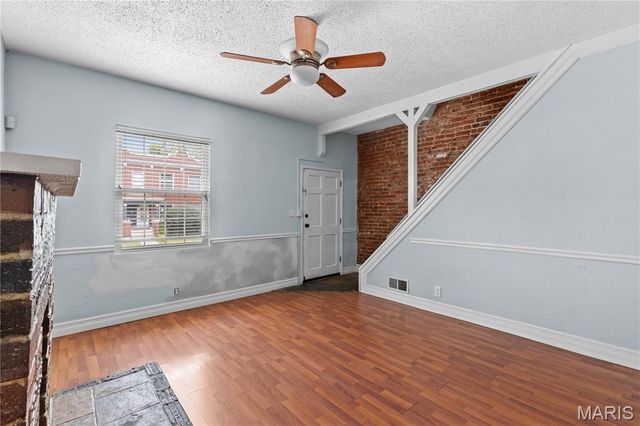 4058 Botanical Avenue, St Louis, MO 63110
