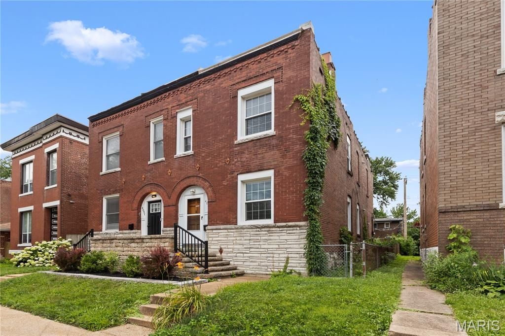 4058 Botanical Avenue, St Louis, MO 63110