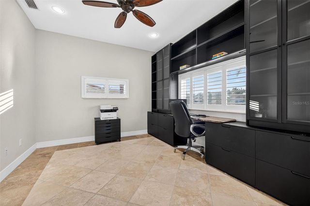 1967 IOWA AVENUE NE, St Petersburg, FL 33703