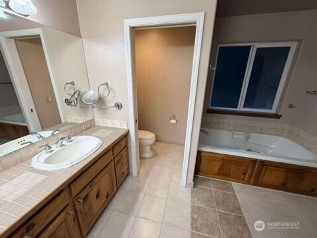 113 Gold Dust Lane, Sequim, WA 98382