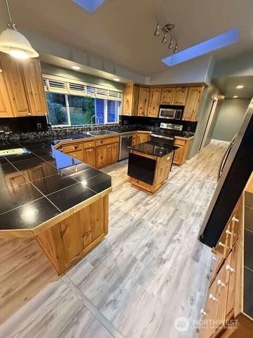 113 Gold Dust Lane, Sequim, WA 98382