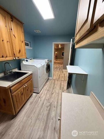 113 Gold Dust Lane, Sequim, WA 98382