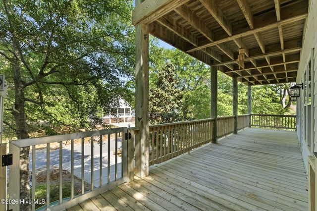 104 SW 28th Street, Oak Island, NC 28465