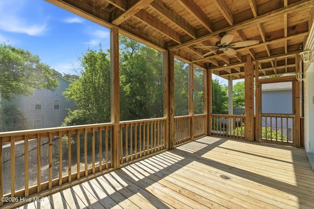 104 SW 28th Street, Oak Island, NC 28465