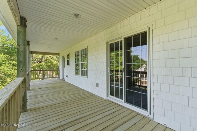 104 SW 28th Street, Oak Island, NC 28465