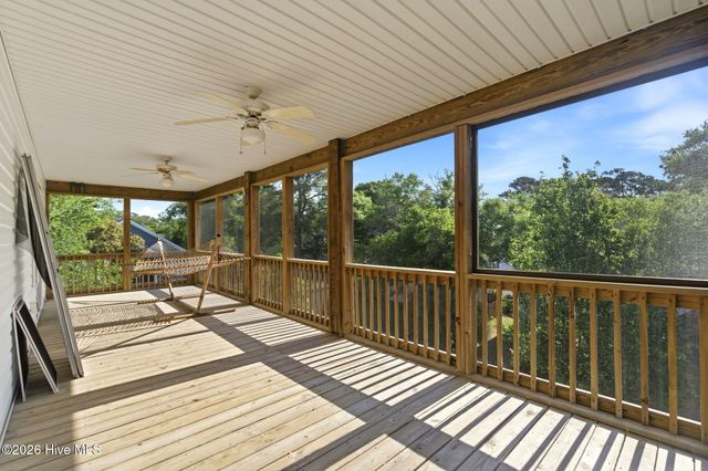104 SW 28th Street, Oak Island, NC 28465