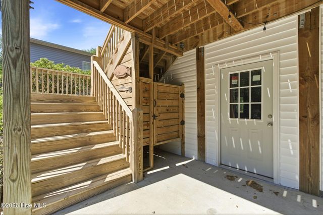 104 SW 28th Street, Oak Island, NC 28465