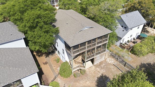 104 SW 28th Street, Oak Island, NC 28465