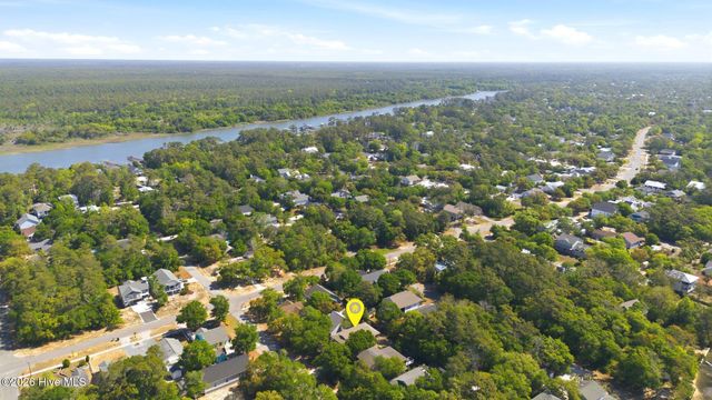 104 SW 28th Street, Oak Island, NC 28465