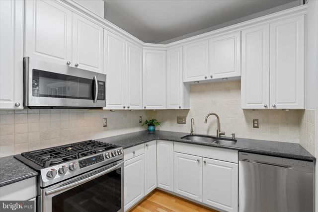 8512 BELLS RIDGE TER, Potomac, MD 20854