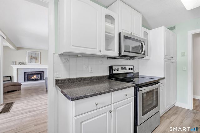 73 Heritage Village B, Southbury, CT 06488