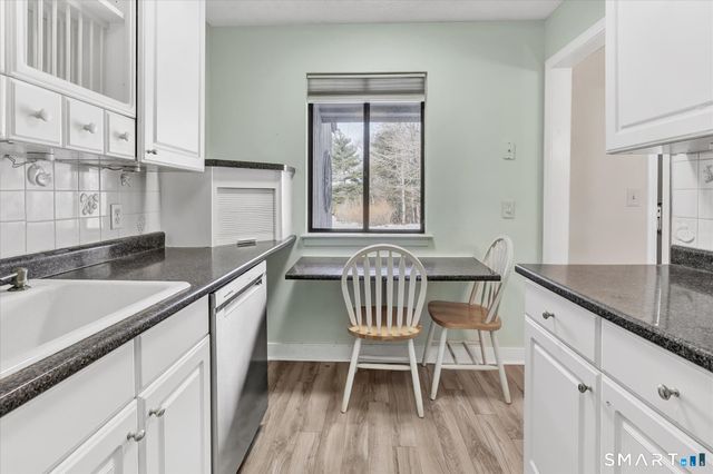 73 Heritage Village B, Southbury, CT 06488