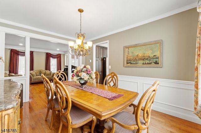 7 Wolverton Ln, Hillsborough Twp., NJ 08844