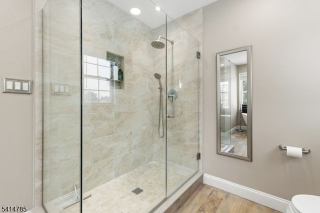 7 Wolverton Ln, Hillsborough Twp., NJ 08844