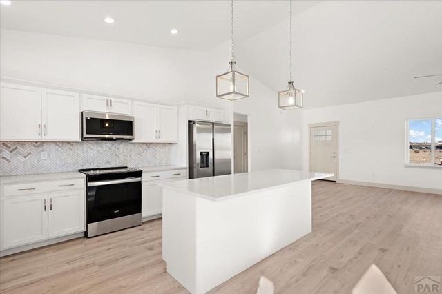 1247 N Saltbrush Ln, Pueblo West, CO 81007