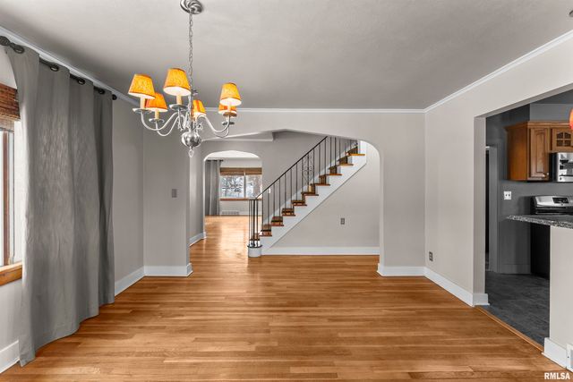 2434 29TH Street, Moline, IL 61265