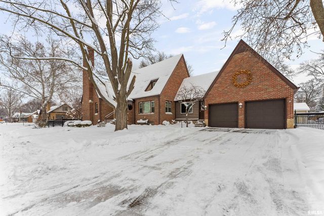 2434 29TH Street, Moline, IL 61265