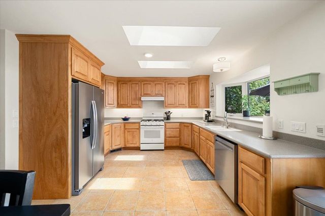 260 Greenfield Ave, Auburn, CA 95603