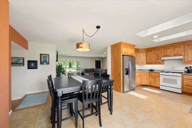 260 Greenfield Ave, Auburn, CA 95603