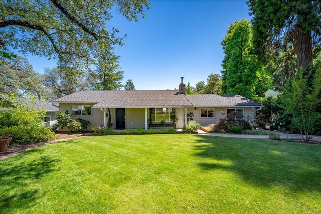 260 Greenfield Ave, Auburn, CA 95603
