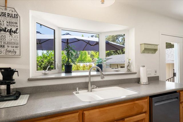 260 Greenfield Ave, Auburn, CA 95603