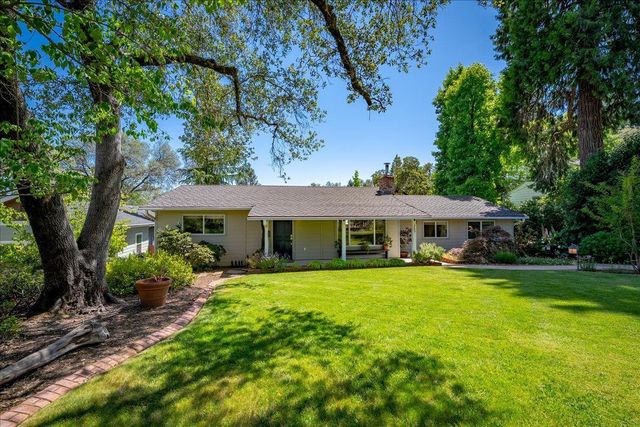 260 Greenfield Ave, Auburn, CA 95603