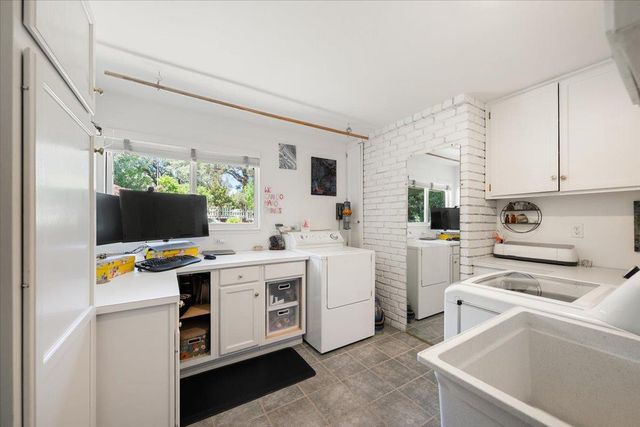 260 Greenfield Ave, Auburn, CA 95603