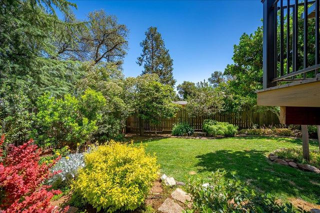 260 Greenfield Ave, Auburn, CA 95603