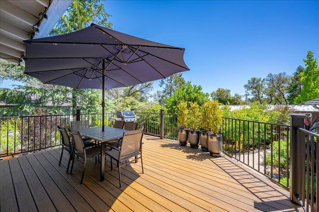 260 Greenfield Ave, Auburn, CA 95603