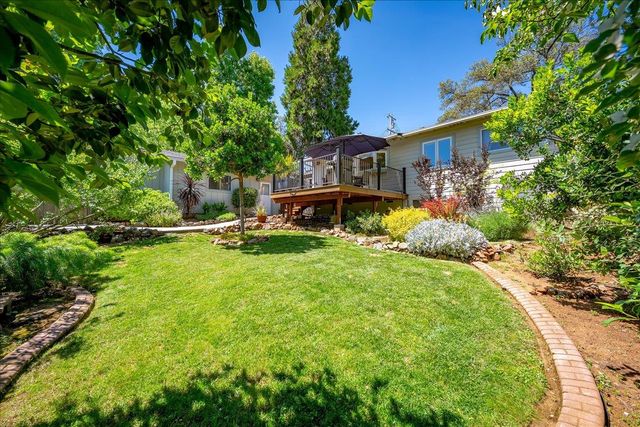 260 Greenfield Ave, Auburn, CA 95603