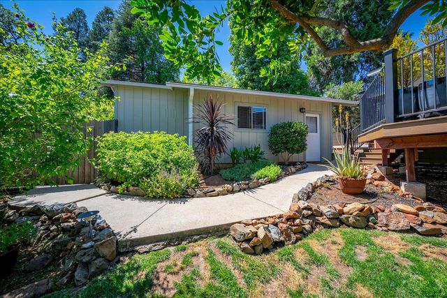 260 Greenfield Ave, Auburn, CA 95603