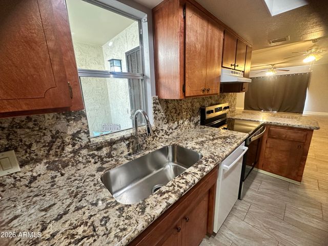 5208 S HAZELTON Lane, Tempe, AZ 85283