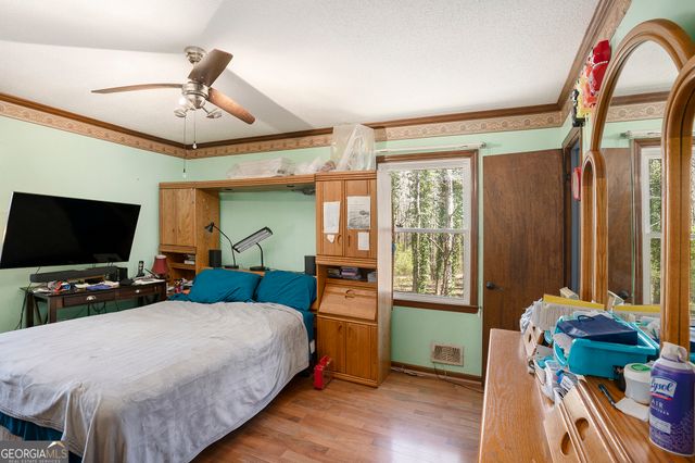 1050 Skyline Drive, Covington, GA 30014