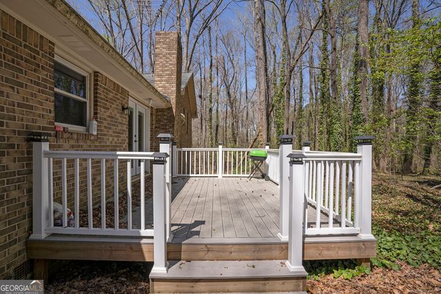 1050 Skyline Drive, Covington, GA 30014