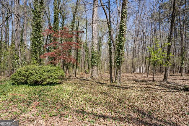 1050 Skyline Drive, Covington, GA 30014