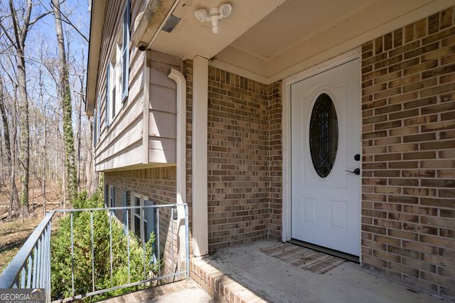 1050 Skyline Drive, Covington, GA 30014