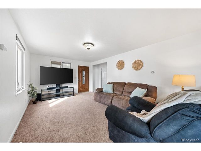 550 Custer Ave, Akron, CO 80720